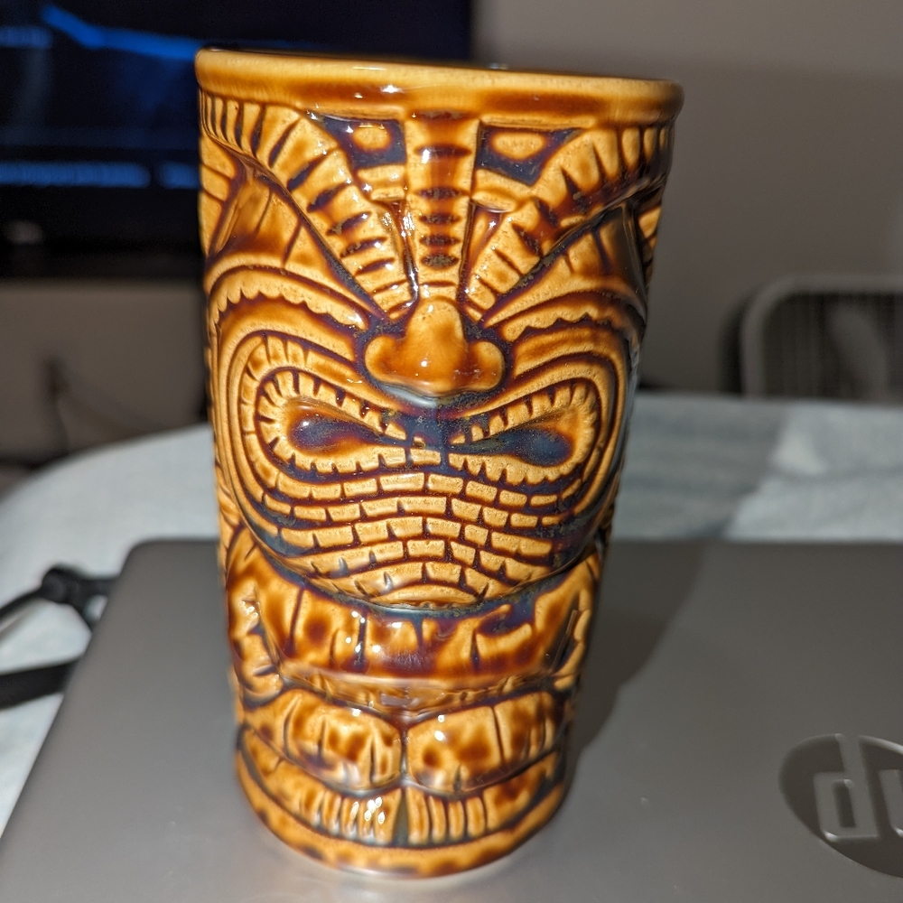 Tiki cup